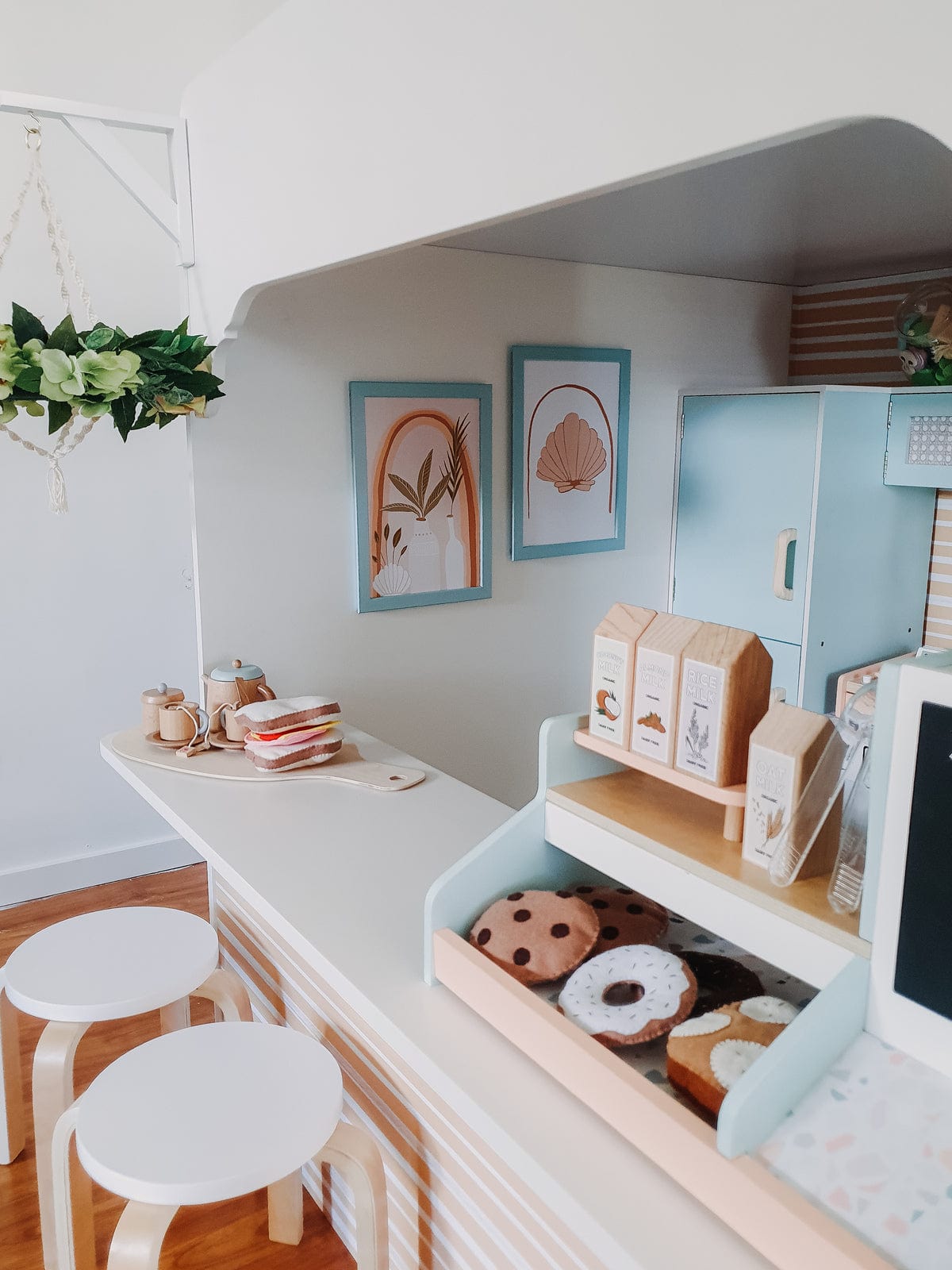 Archie Indoor Cubby House