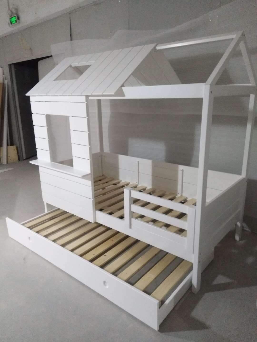 Hopscotch Kids Luna Hideout Kids Bed